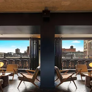 Henri Hotel