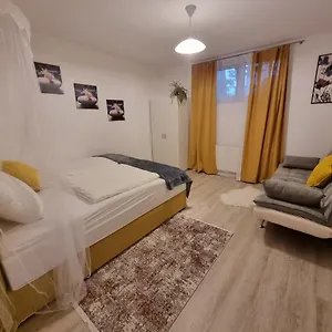 Cozy Nest , Salzburg Österreich