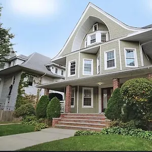 Gorgeous Victorian House!! Entire In Sam's New York