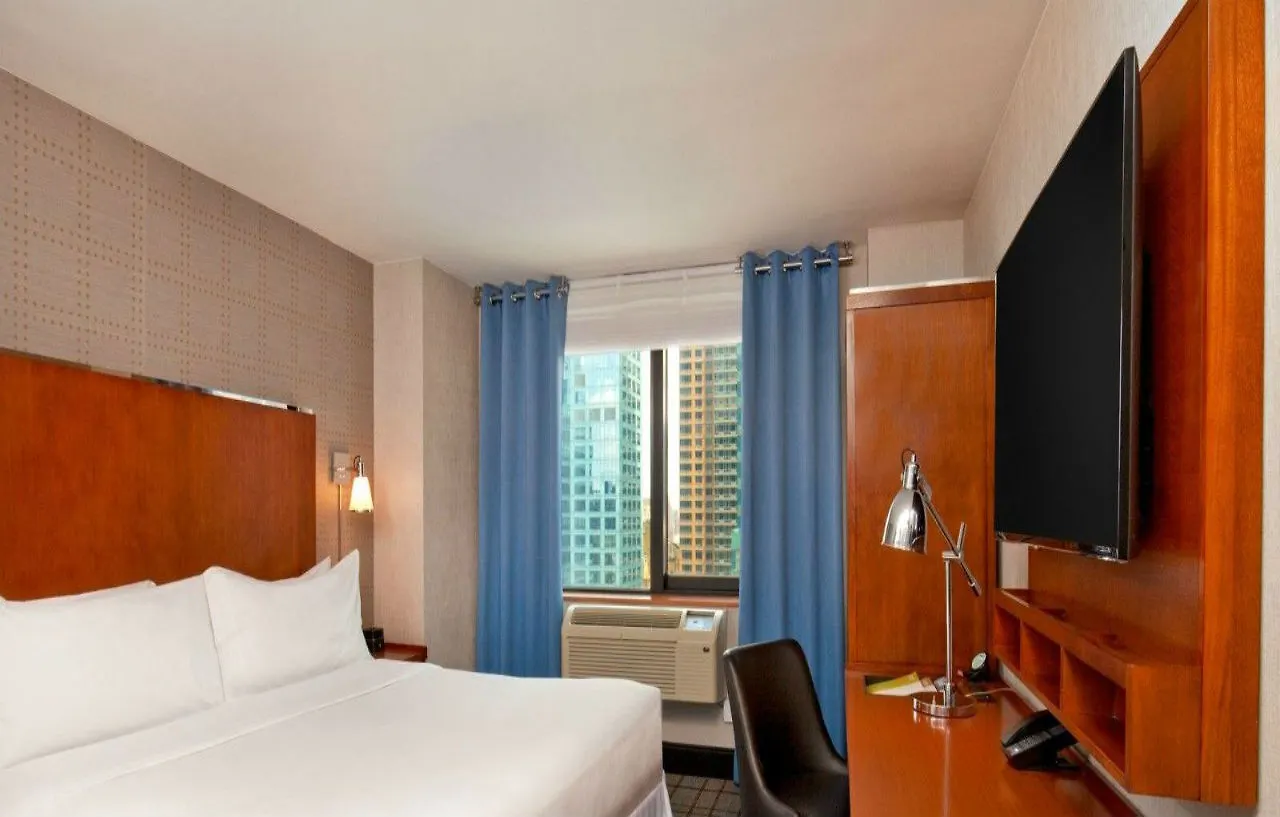 מלון ניו יורק Four Points By Sheraton Midtown - Times Square